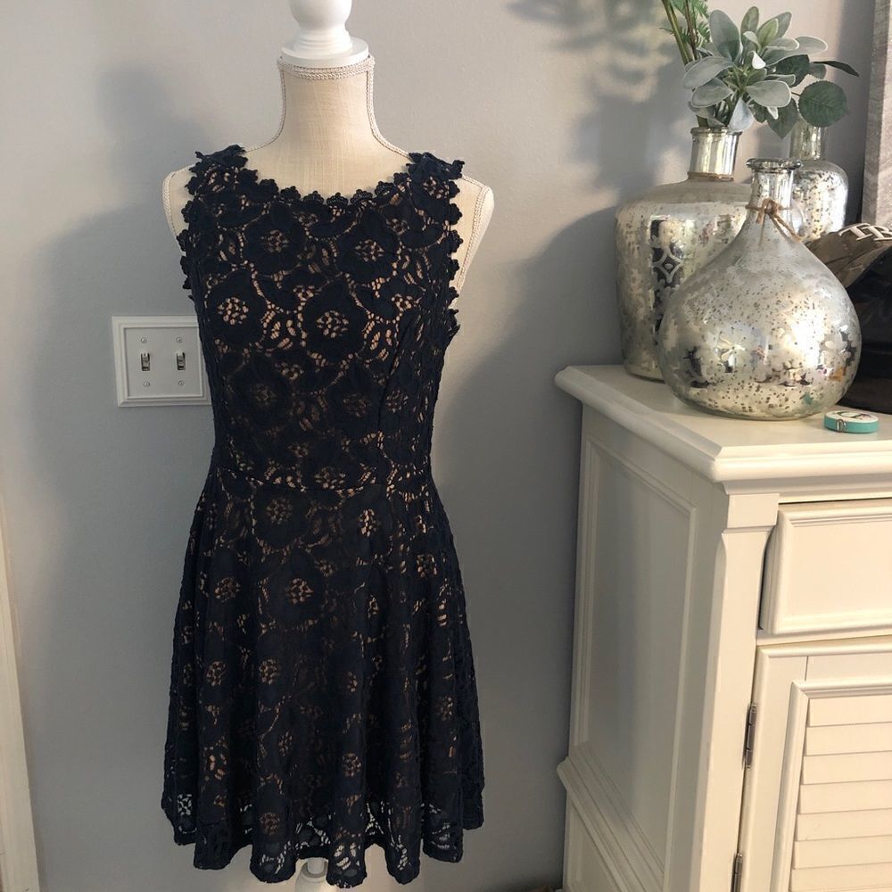 Juniors Womens Lace Navy Dress size 7